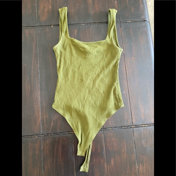 Green body suit tank top - Picture 1 of 3